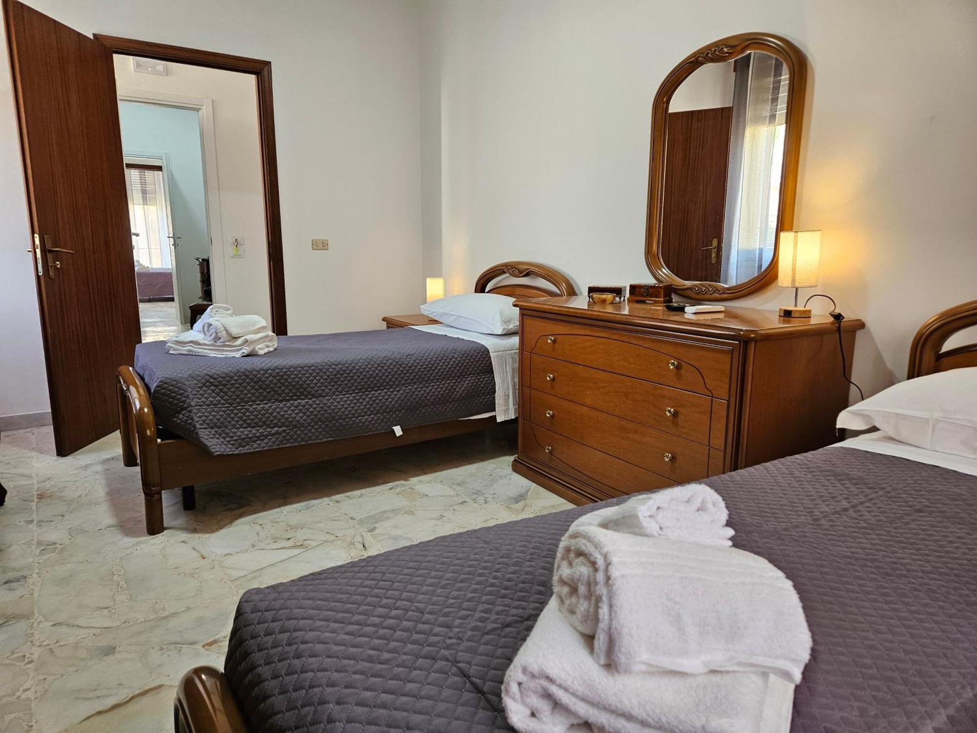 Porta Messina Rooms Таормина Екстериор снимка