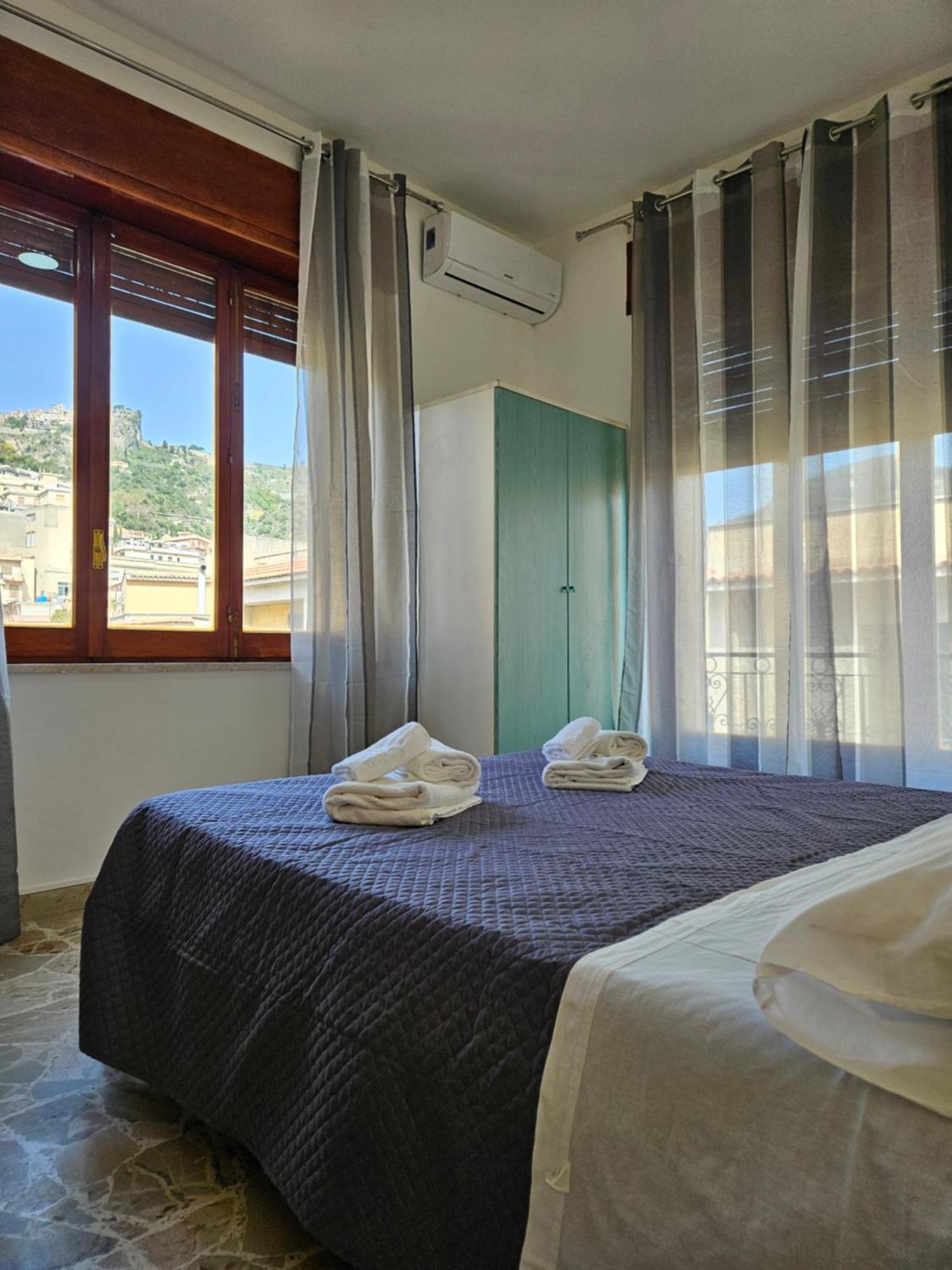 Porta Messina Rooms Таормина Екстериор снимка