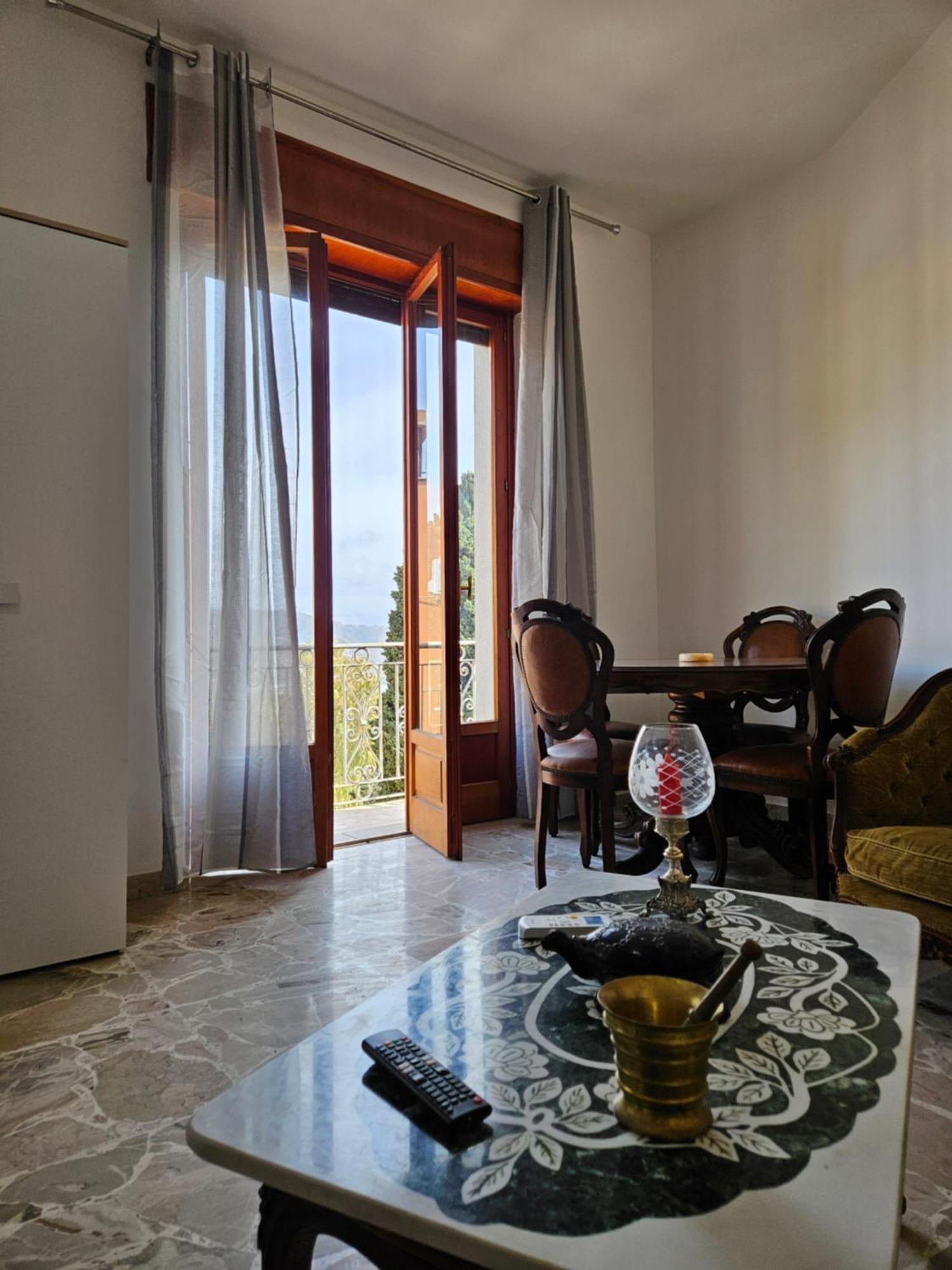 Porta Messina Rooms Таормина Екстериор снимка