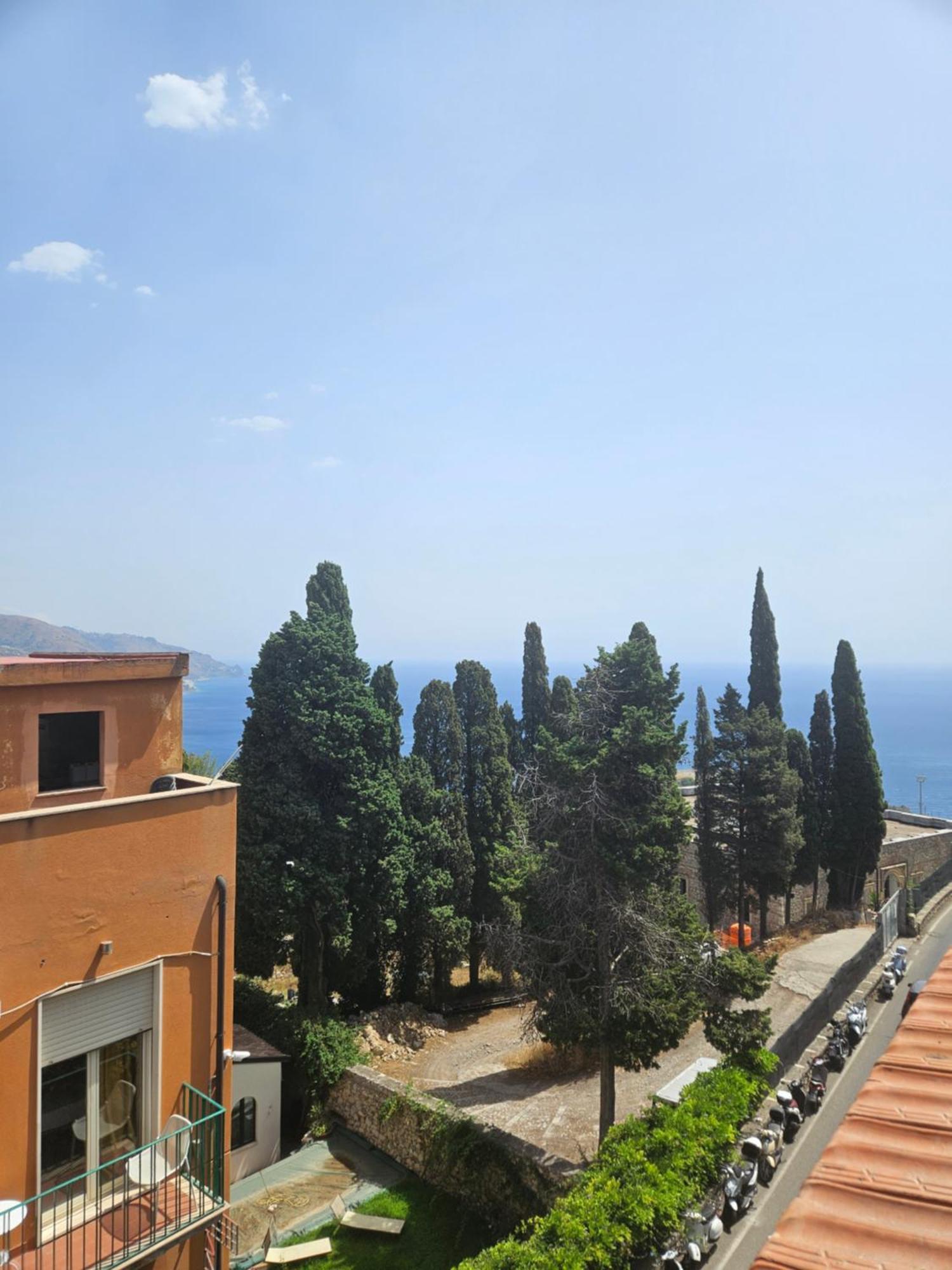 Porta Messina Rooms Таормина Екстериор снимка
